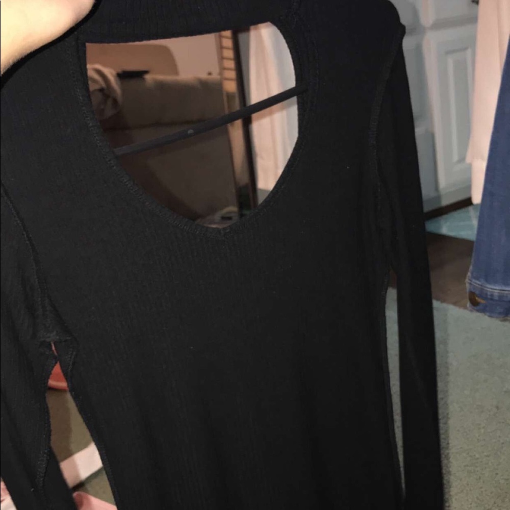 Black shirt